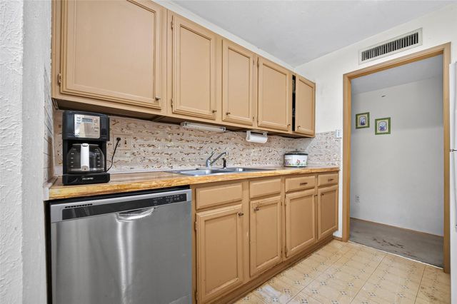 22926 Millgate Drive, Spring, TX 77373
