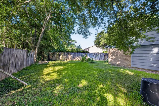 22926 Millgate Drive, Spring, TX 77373