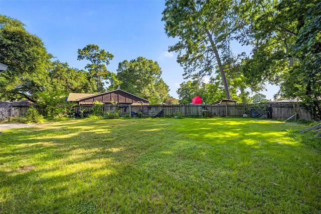 22926 Millgate Drive, Spring, TX 77373