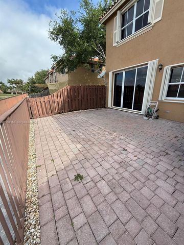 15274 SW 30th Ter, Miami, FL 33185