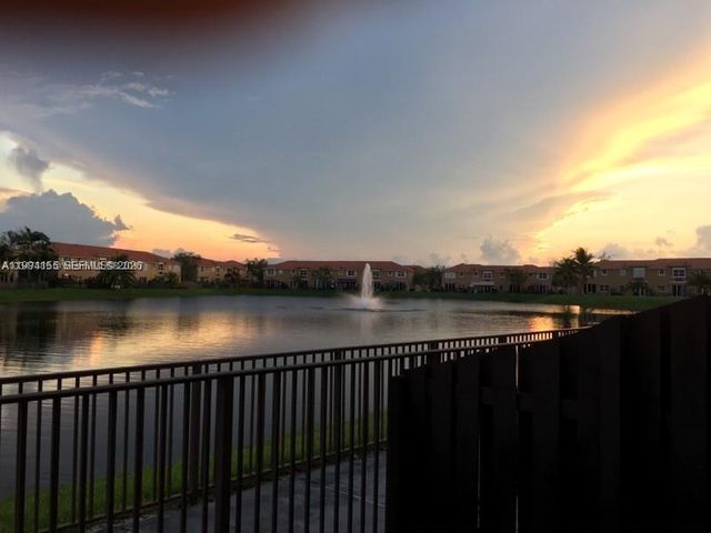 15274 SW 30th Ter, Miami, FL 33185