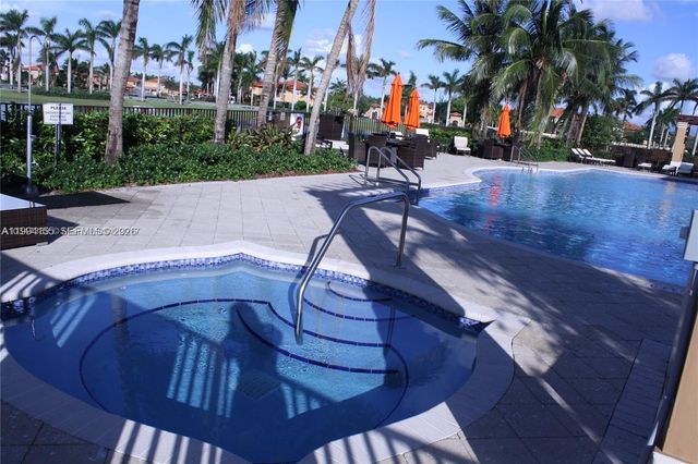 15274 SW 30th Ter, Miami, FL 33185