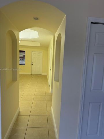 15274 SW 30th Ter, Miami, FL 33185