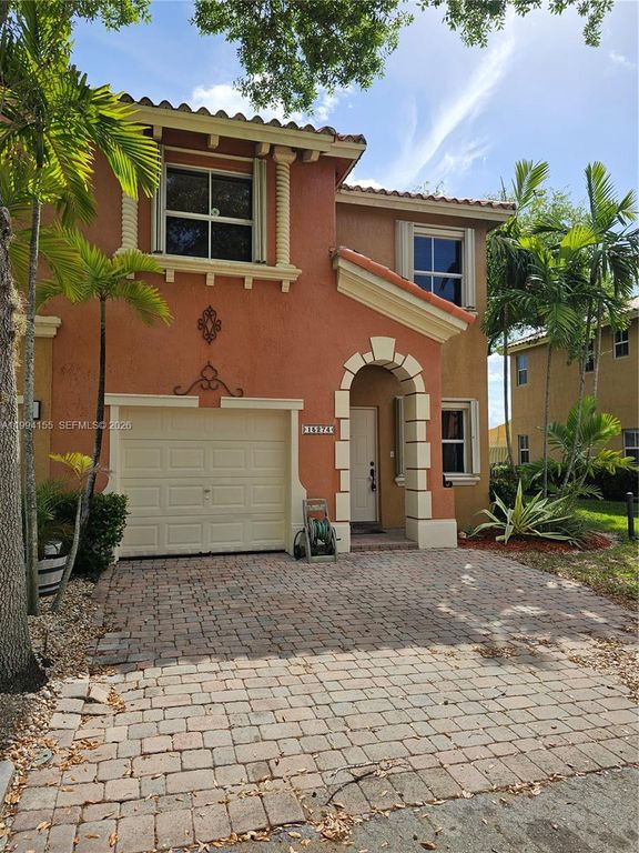 15274 SW 30th Ter, Miami, FL 33185