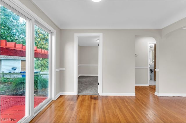 3718 W 116th Street, Cleveland, OH 44111