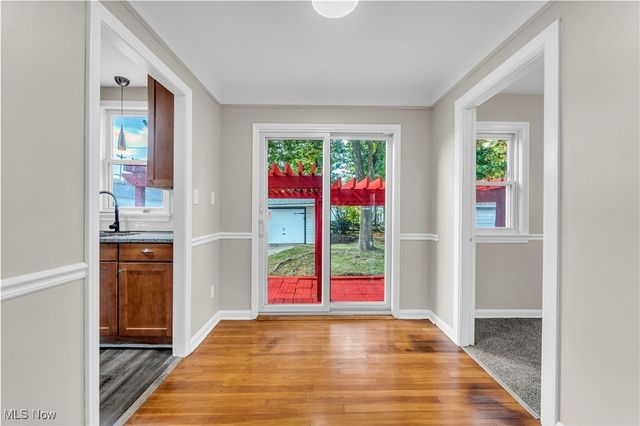 3718 W 116th Street, Cleveland, OH 44111