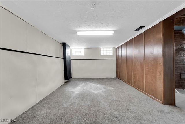 3718 W 116th Street, Cleveland, OH 44111