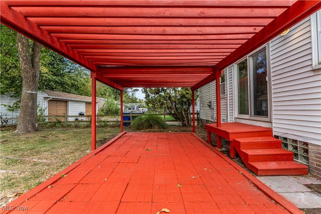 3718 W 116th Street, Cleveland, OH 44111