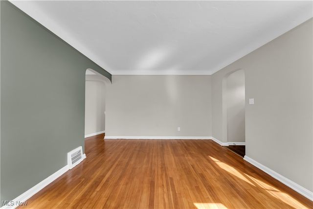 3718 W 116th Street, Cleveland, OH 44111