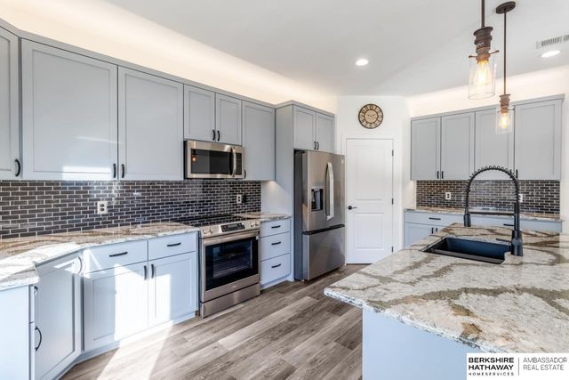 402 Bridge Street, Scribner, NE 68057