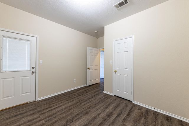 101 Collett Court, Weatherford, TX 76088
