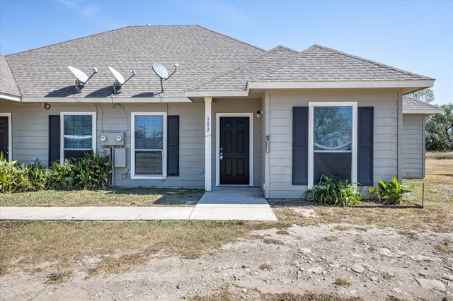 101 Collett Court, Weatherford, TX 76088