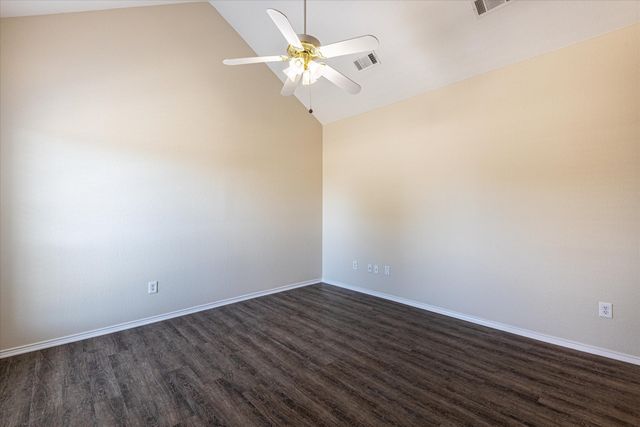 101 Collett Court, Weatherford, TX 76088