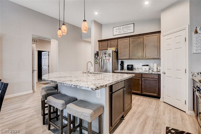 4830 Shady Chestnut Court, Las Vegas, NV 89131