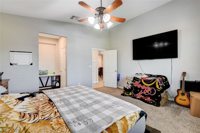4830 Shady Chestnut Court, Las Vegas, NV 89131