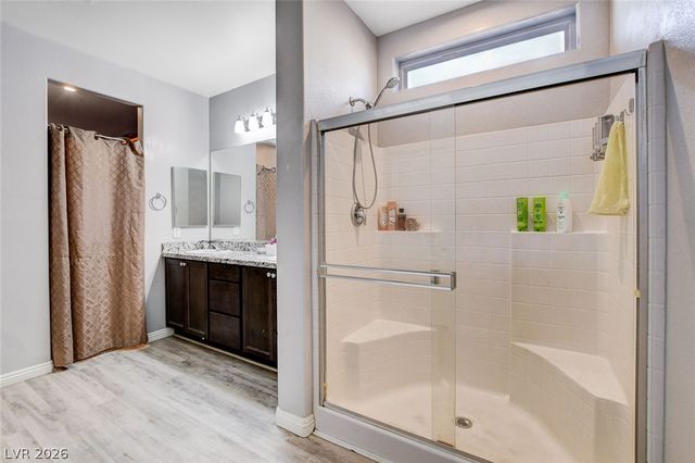 4830 Shady Chestnut Court, Las Vegas, NV 89131