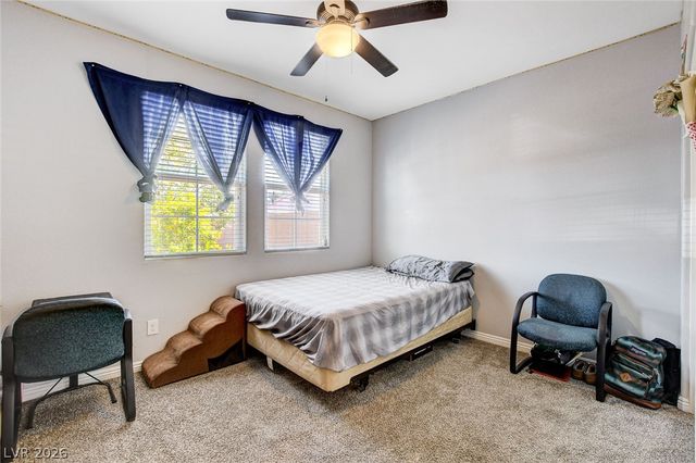 4830 Shady Chestnut Court, Las Vegas, NV 89131
