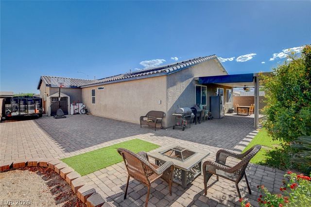 4830 Shady Chestnut Court, Las Vegas, NV 89131