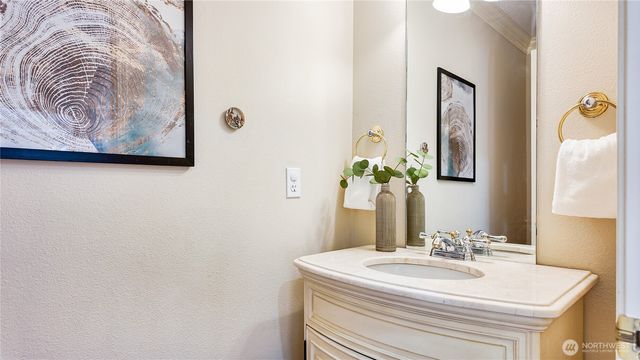 13428 NE 12th Place, Bellevue, WA 98005