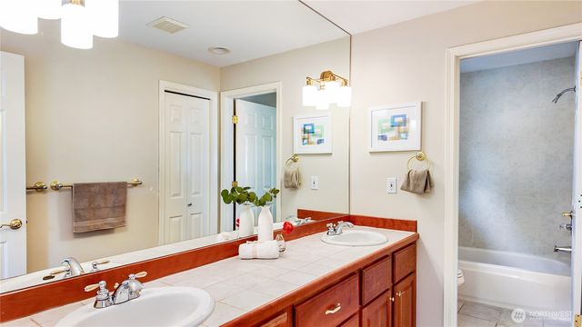 13428 NE 12th Place, Bellevue, WA 98005