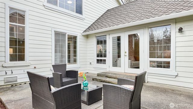 13428 NE 12th Place, Bellevue, WA 98005