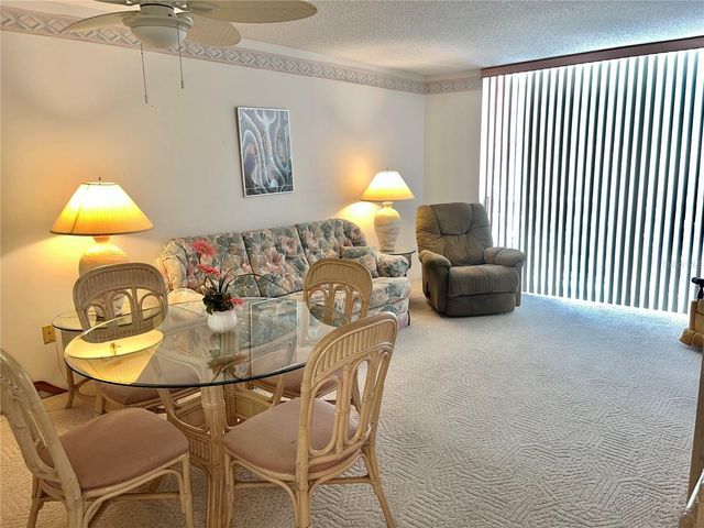 519 ALBEE FARM ROAD 210, Venice, FL 34285