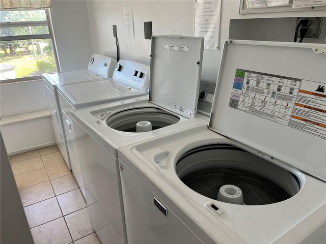 519 ALBEE FARM ROAD 210, Venice, FL 34285