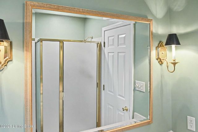 6319 Limewood Cir, Louisville, KY 40222