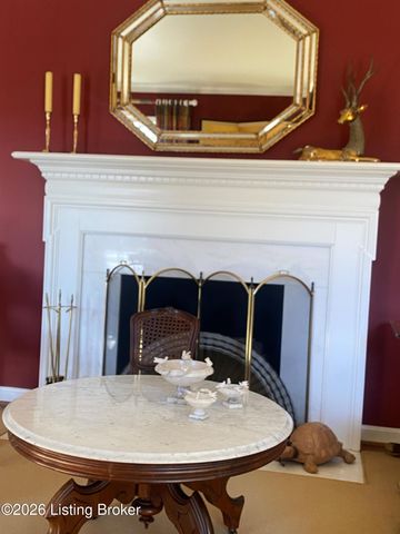 6319 Limewood Cir, Louisville, KY 40222