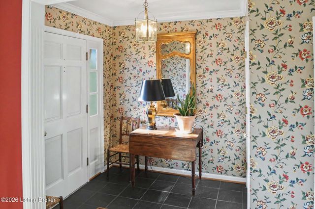 6319 Limewood Cir, Louisville, KY 40222