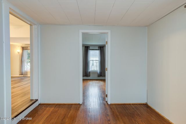 2123 Bradley Ave, Louisville, KY 40217
