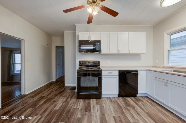 2123 Bradley Ave, Louisville, KY 40217