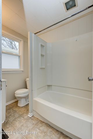 2123 Bradley Ave, Louisville, KY 40217