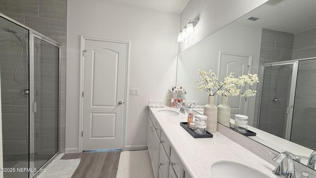 1790 MATHEWS MANOR Drive, Jacksonville, FL 32211