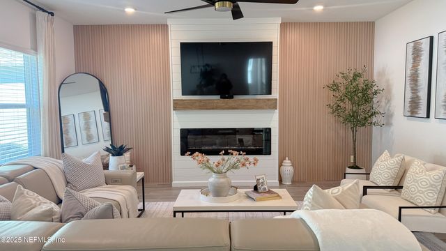 1790 MATHEWS MANOR Drive, Jacksonville, FL 32211