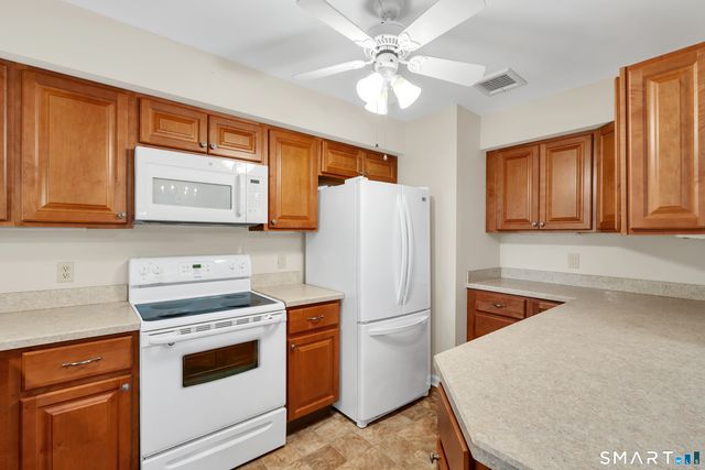 28 Downing Way 28, Madison, CT 06443