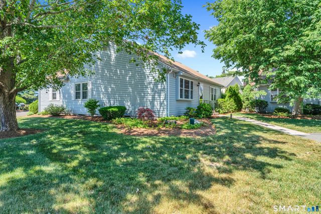28 Downing Way 28, Madison, CT 06443