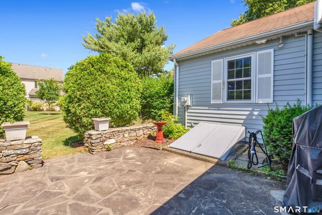 28 Downing Way 28, Madison, CT 06443