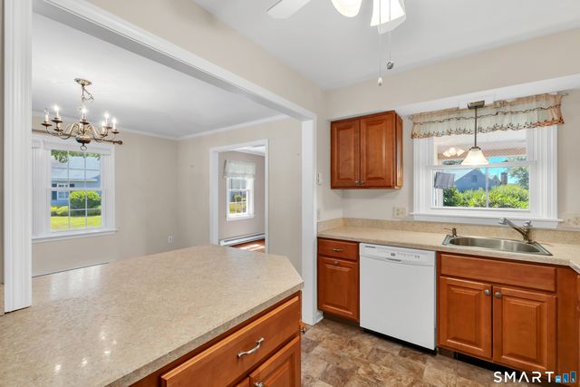 28 Downing Way 28, Madison, CT 06443