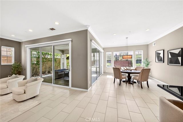 104 Sparrow, Irvine, CA 92618