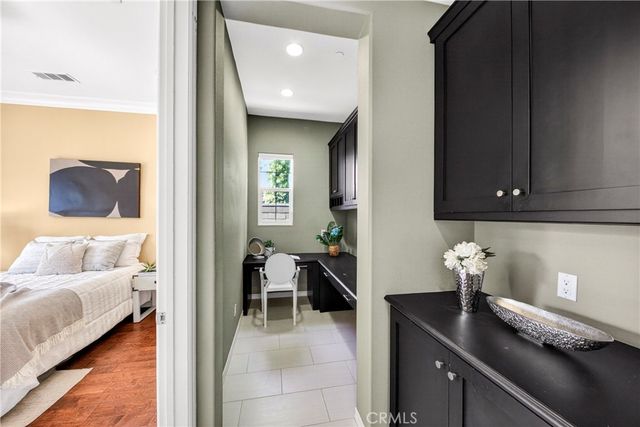 104 Sparrow, Irvine, CA 92618
