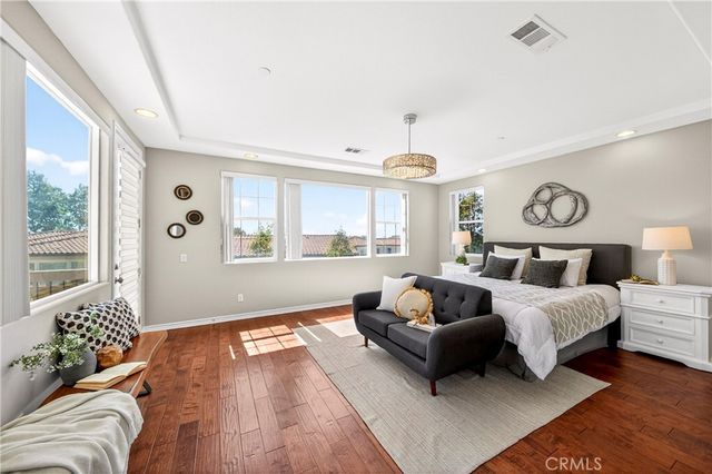 104 Sparrow, Irvine, CA 92618