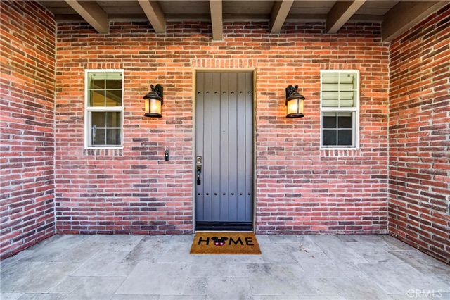 104 Sparrow, Irvine, CA 92618