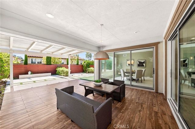 104 Sparrow, Irvine, CA 92618