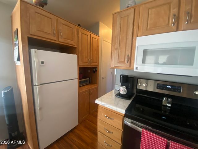 1157 S SIOUX Drive 157, Apache Junction, AZ 85119