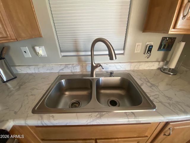 1157 S SIOUX Drive 157, Apache Junction, AZ 85119