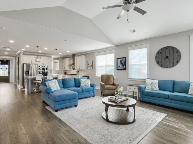 642 Sienna Way, Summerville, SC 29486