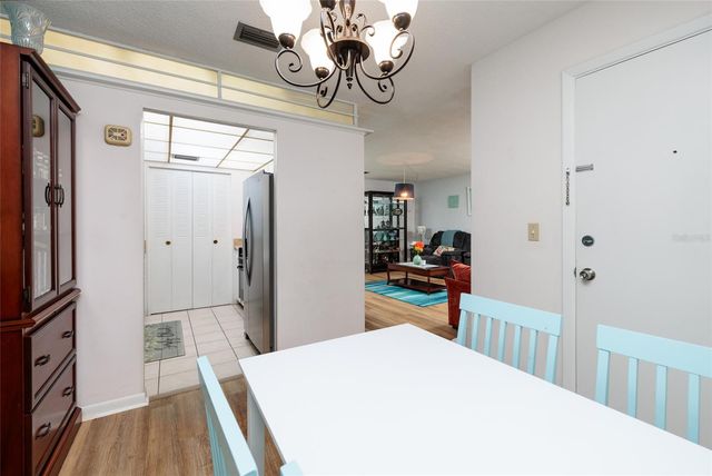 1235 S HIGHLAND AVENUE 2-301, Clearwater, FL 33756