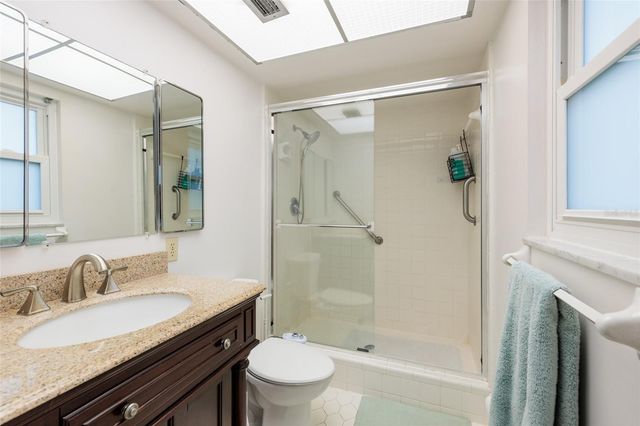 1235 S HIGHLAND AVENUE 2-301, Clearwater, FL 33756