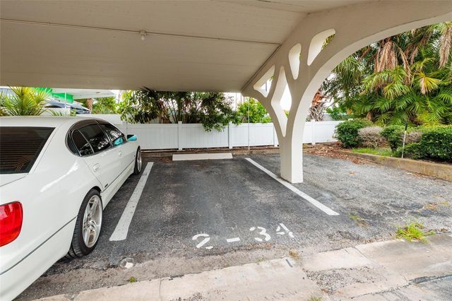 1235 S HIGHLAND AVENUE 2-301, Clearwater, FL 33756